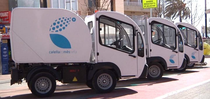 Camions petits de neteja a Calella